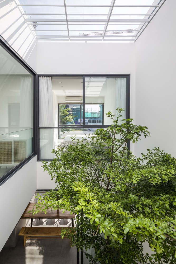 Nhà phố 2 tầng mộc mạc, thiết kế lấy cảm hứng từ một món bánh quê quen thuộc-8