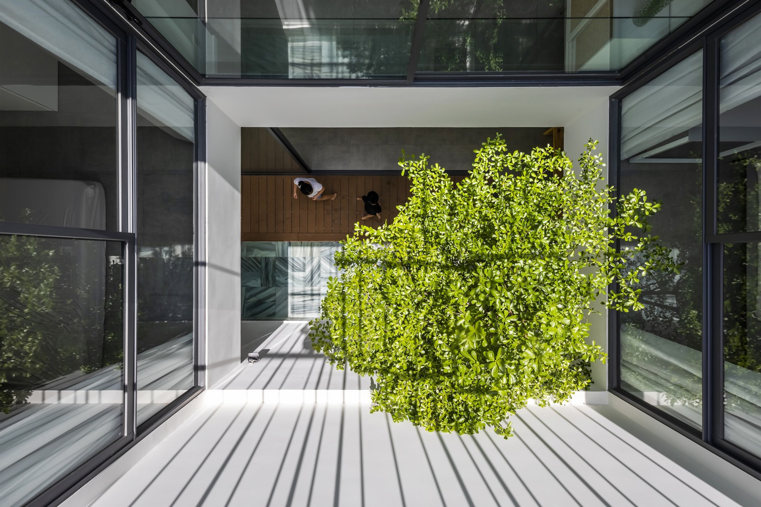 Nhà phố 2 tầng mộc mạc, thiết kế lấy cảm hứng từ một món bánh quê quen thuộc-11