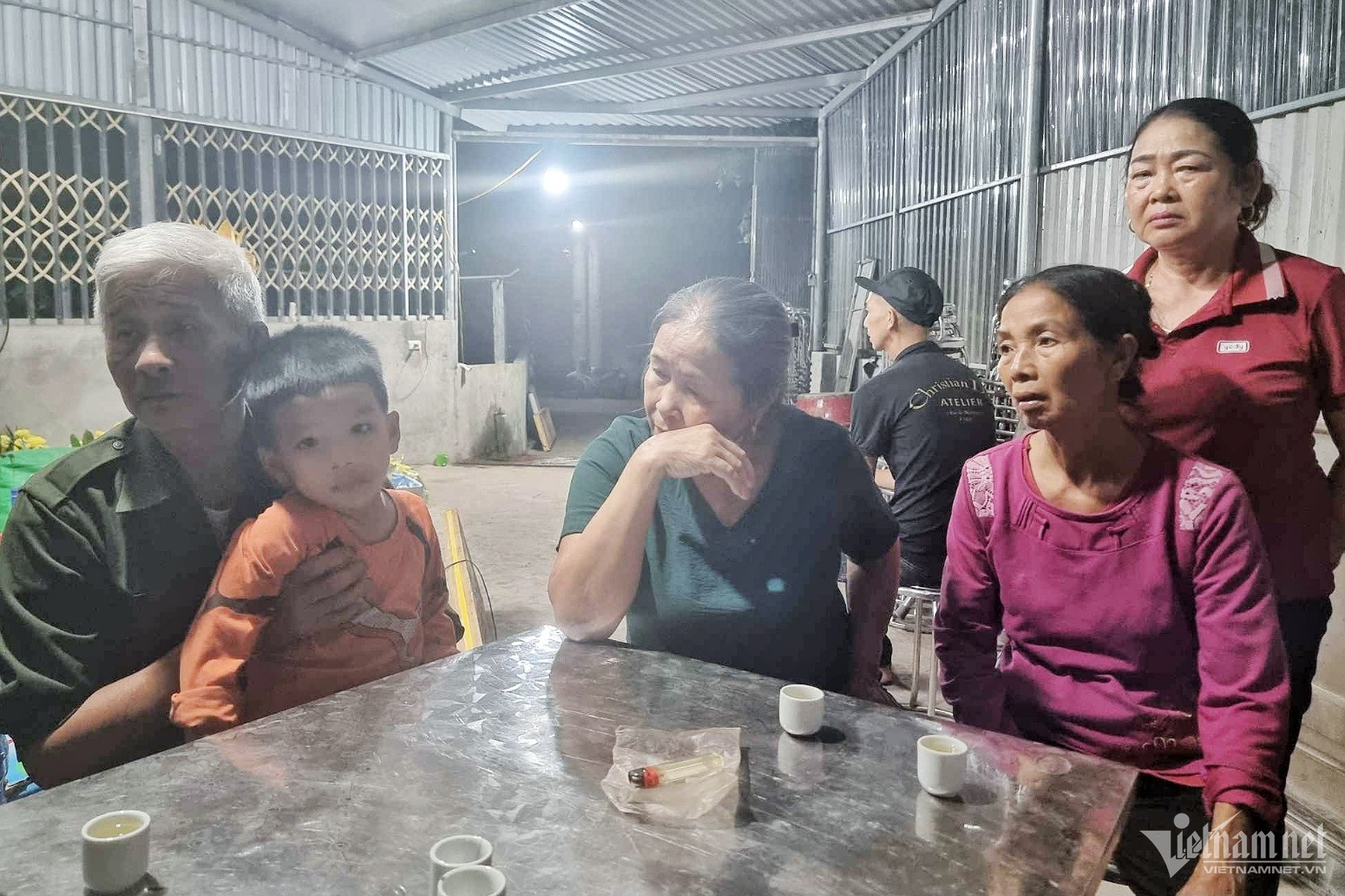 Tai nạn lao động 7 người tử vong ở Yên Bái: Mẹ già cùng lúc mất 2 con trai-2