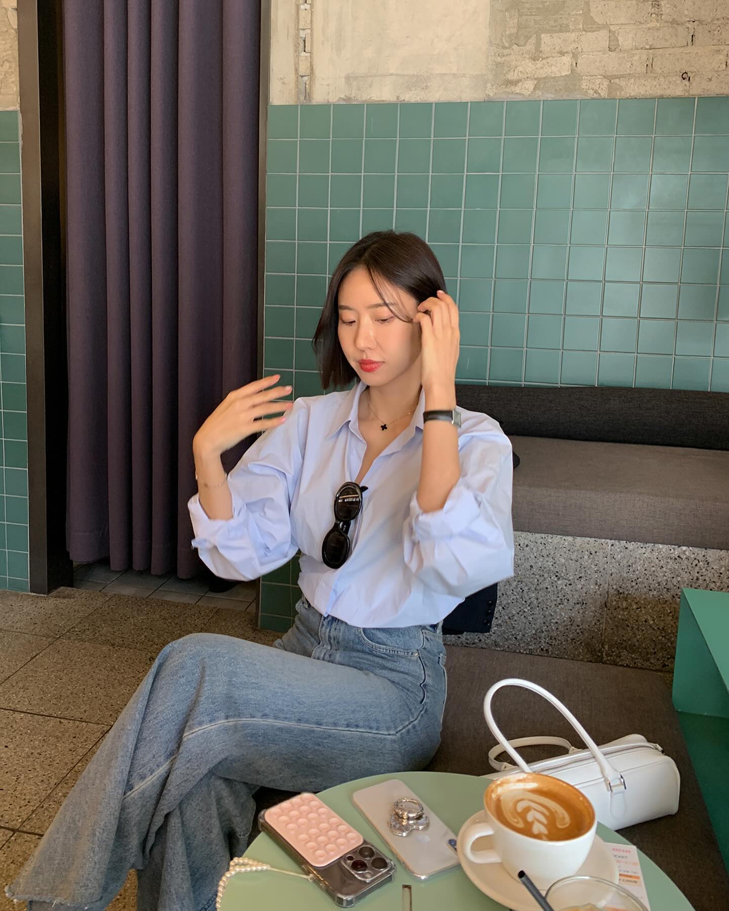 10 cách mặc áo sơ mi theo phong cách tối giản nhưng vẫn sành điệu xuất sắc-9