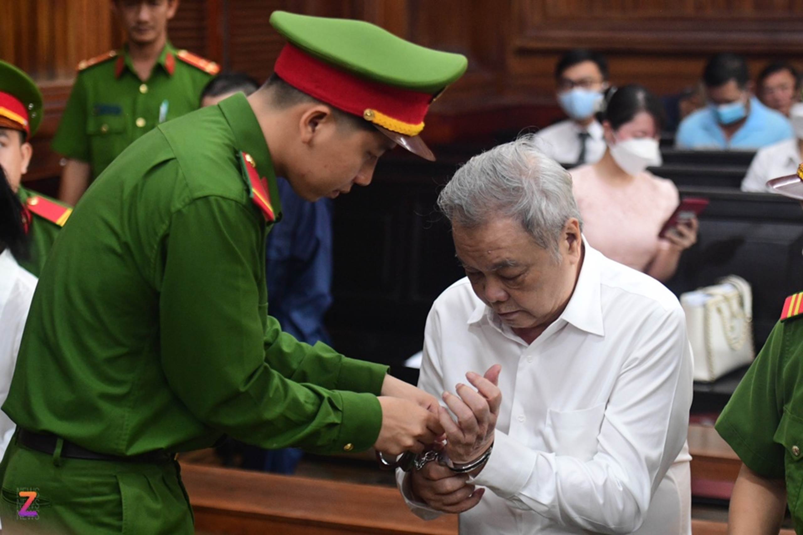 Đề nghị mức án đối với cha con bị cáo Trần Quí Thanh trong hôm nay-2