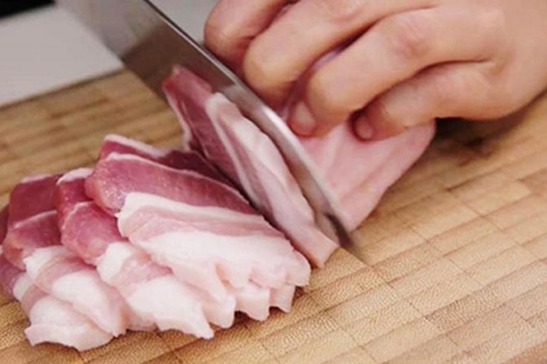 Có nên đóng nắp máy giặt khi giặt xong?-2