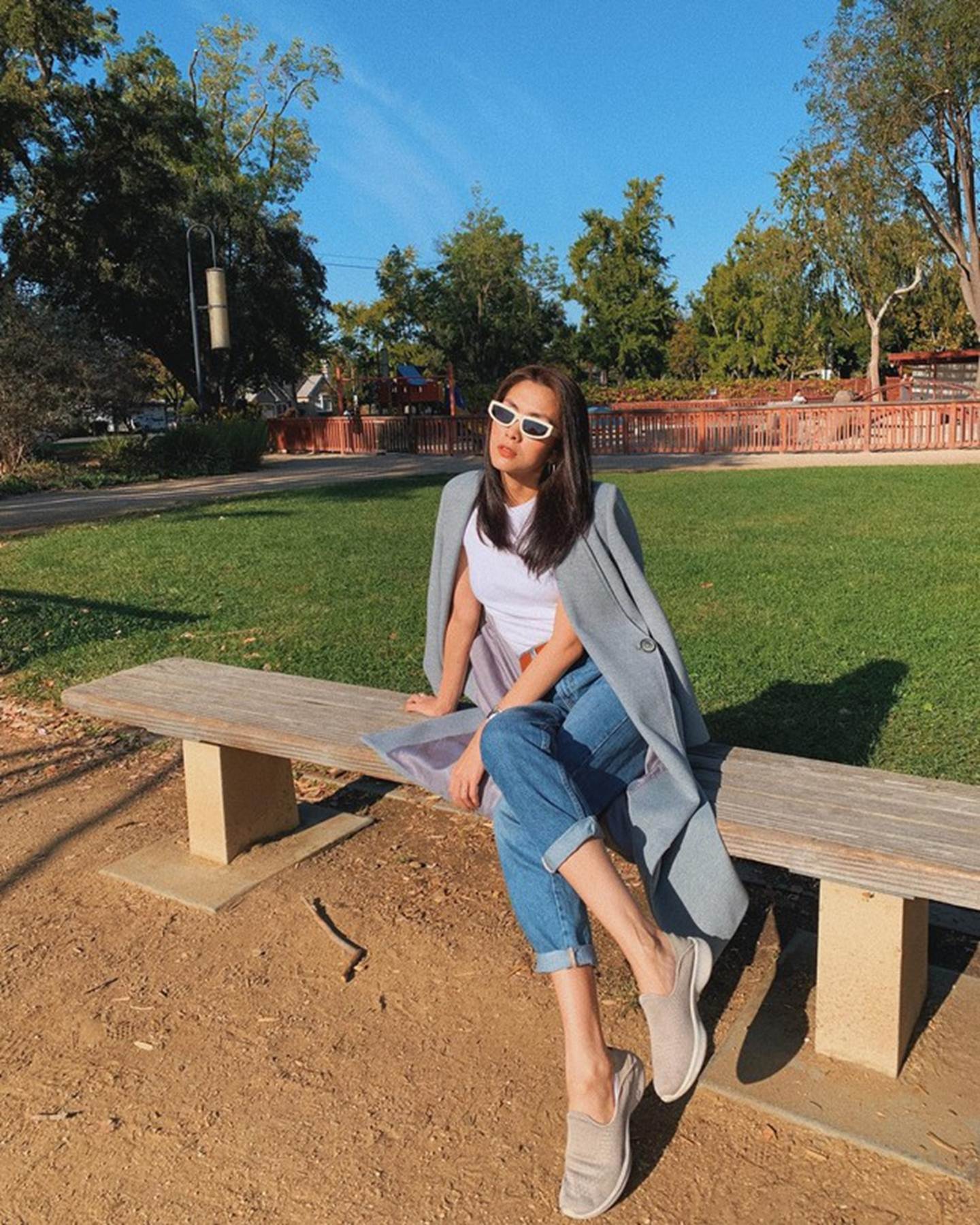 Tham khảo Tăng Thanh Hà 10 cách mặc quần jeans ống đứng sành điệu suốt 4 mùa-10