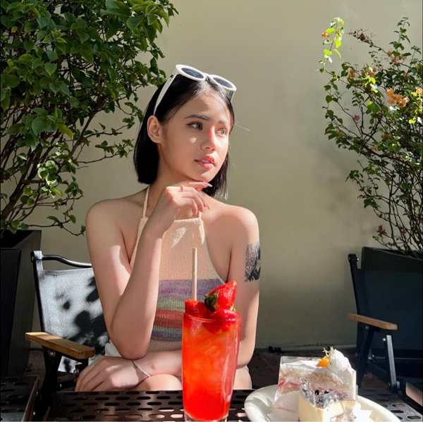 Nhan sắc con gái lớn của Tú Dưa với mối tình đầu-17