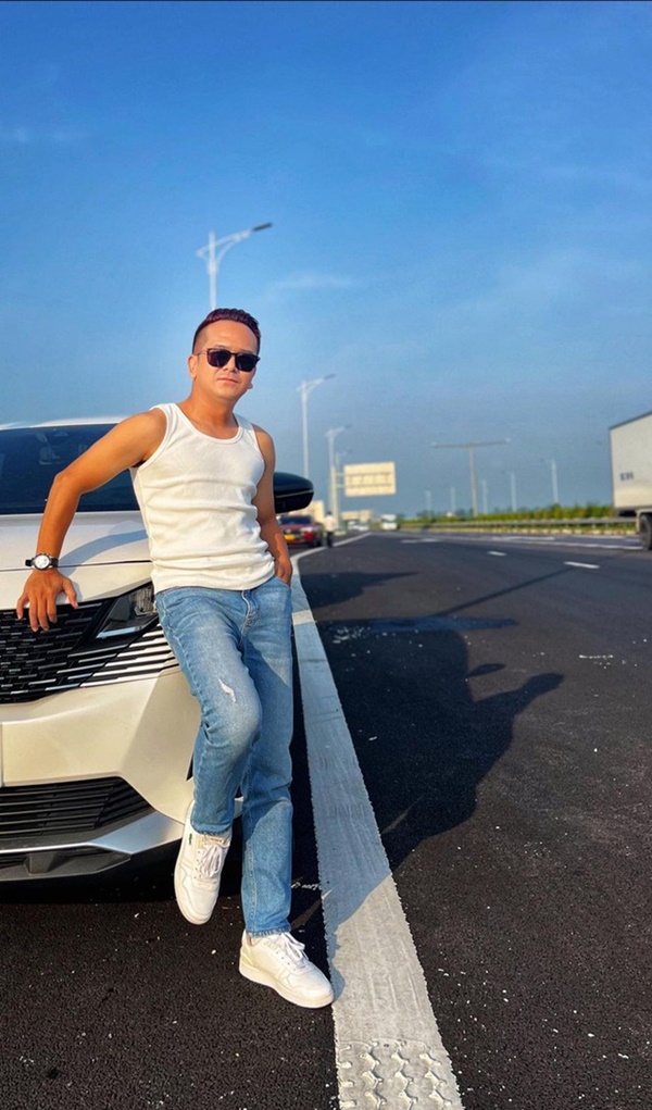 Đổi đời nhờ bất động sản, có bạn gái mới bí ẩn, cuộc sống của bé An Hùng Thuận hiện ra sao ở tuổi 41?-5