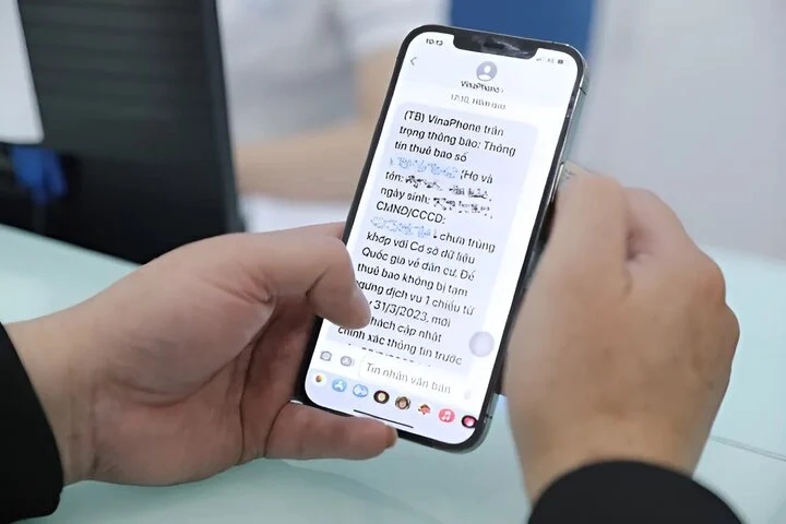 Hướng dẫn cách tắt quảng cáo sim trên iPhone đơn giản-1