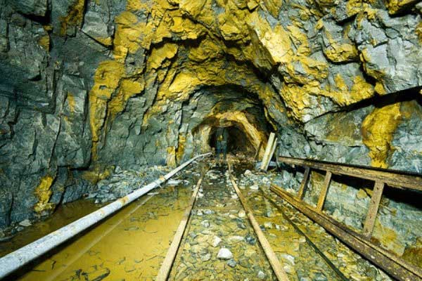 21 tấn vàng ‘chảy ra’ từ dưới lớp băng giá mỗi năm khiến cả thế giới khao khát: Mỏ vàng nằm ở nơi ‘tận cùng thế giới’ gây bất ngờ với những công nghệ tối tân-1