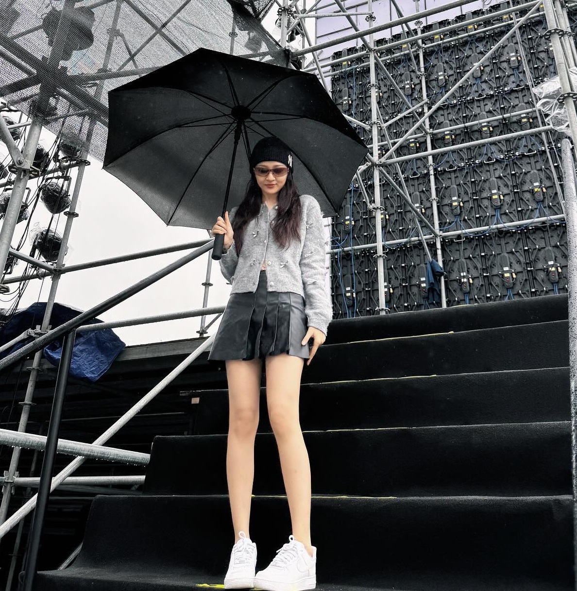 Thời trang hack tuổi và tôn dáng đỉnh cao của Bảo Anh-3