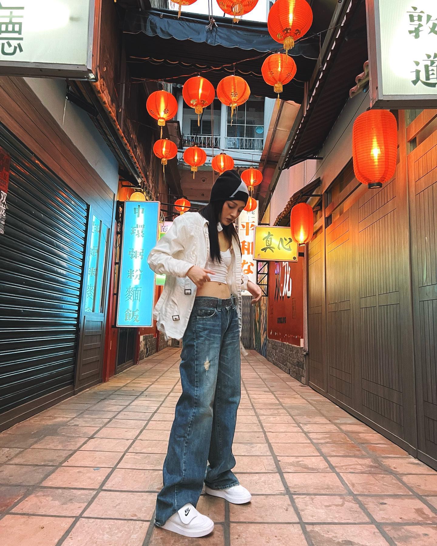 Thời trang hack tuổi và tôn dáng đỉnh cao của Bảo Anh-5