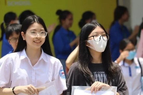 Chỉ tiêu, học phí lớp 10 trường tư ở Hà Nội: Trường nào cao nhất?