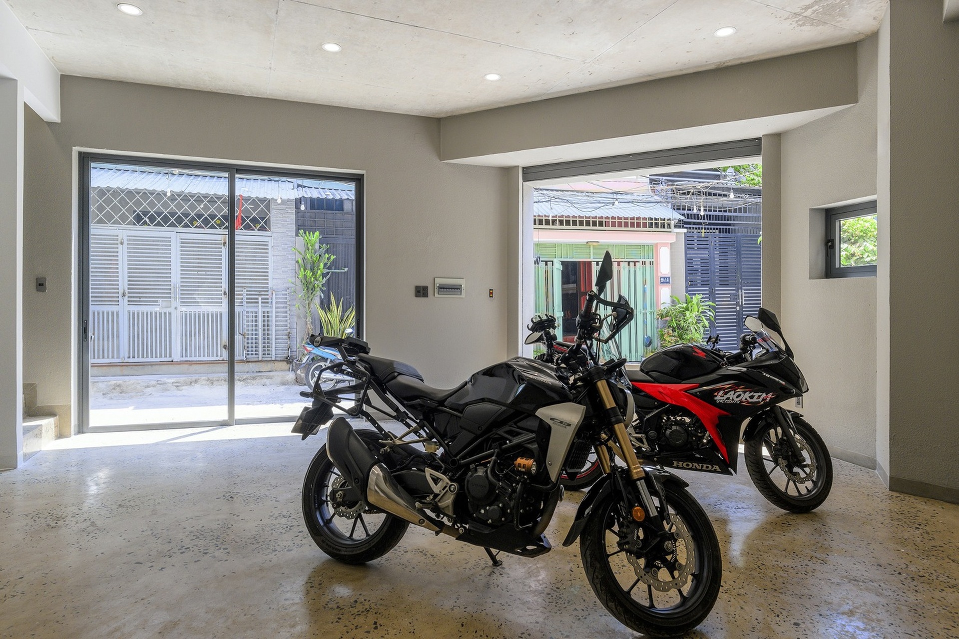 Căn nhà xanh, độc đáo trên mảnh đất hình lục giác tại TPHCM-6