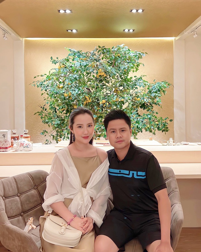 Vợ thiếu gia Phan Thành bất ngờ công khai giấy đăng ký kết hôn, làm rõ 1 tin đồn sai sự thật từ lâu: Chuyện gì đây?-4