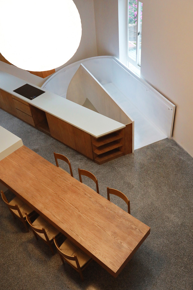 Ngôi nhà thiết kế độc đáo như hang động-7