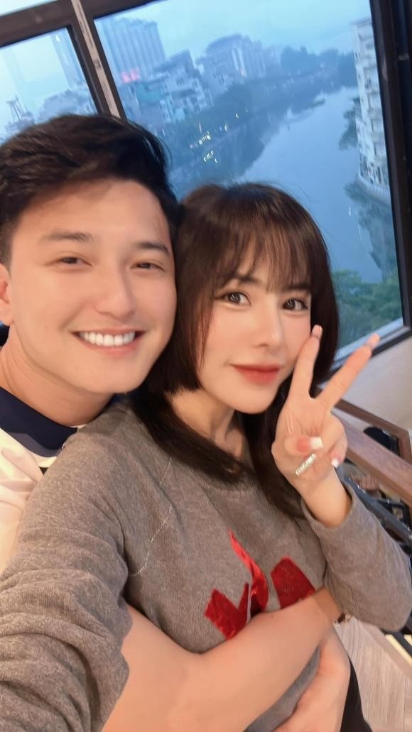 Huỳnh Anh và vợ hơn 6 tuổi chịu nhiều gièm pha-1