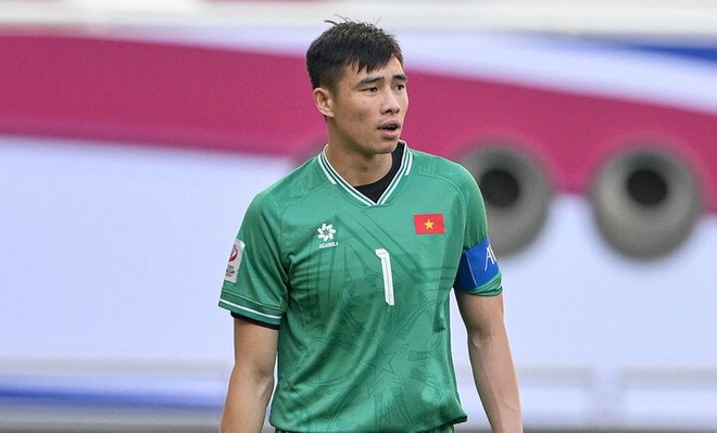 Phạm lỗi khiến U23 Việt Nam chịu phạt đền, Quan Văn Chuẩn thừa nhận sai lầm-1