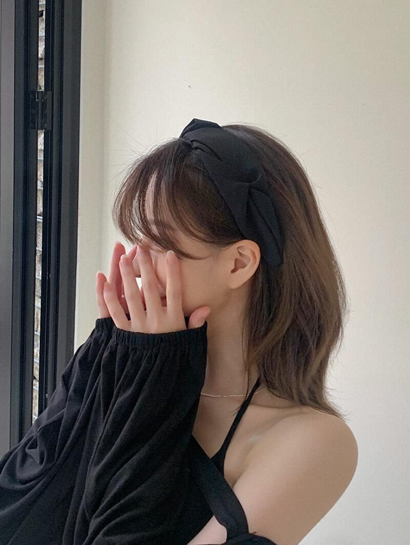 5 món phụ kiện làm điệu cho mái tóc khi đi du lịch-5