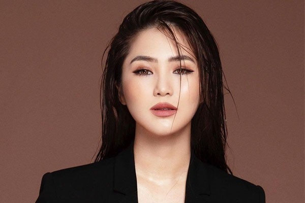 Nóng: Hương Tràm chính thức lên tiếng về thông tin sinh đôi ở Mỹ-1