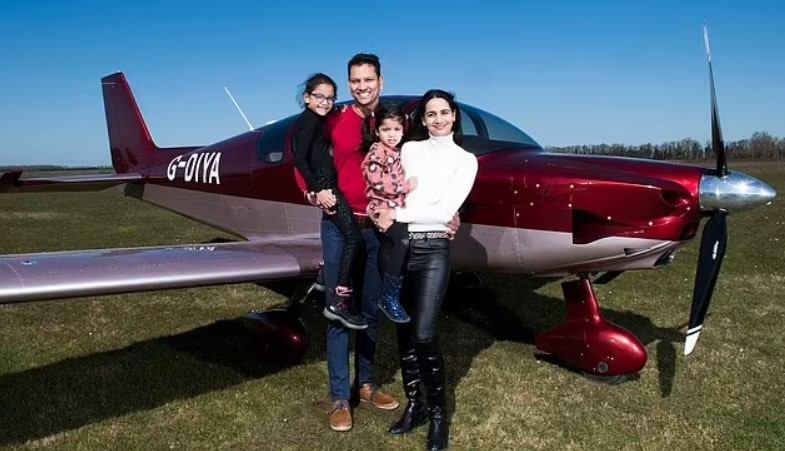 Ông bố tự tay lắp ráp máy bay 4 chỗ, đưa cả nhà đi du lịch khắp mọi miền-2