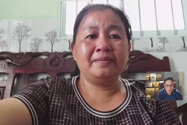 Nữ giáo viên bị gã trai có vợ lừa mang bầu, phải đem cho con, 42 năm sau con gái xuất hiện, mong tìm mẹ-1