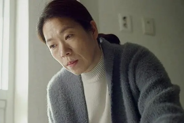 Chồng bí mật lắp camera để chứng minh tôi là người vợ ăn hại-2