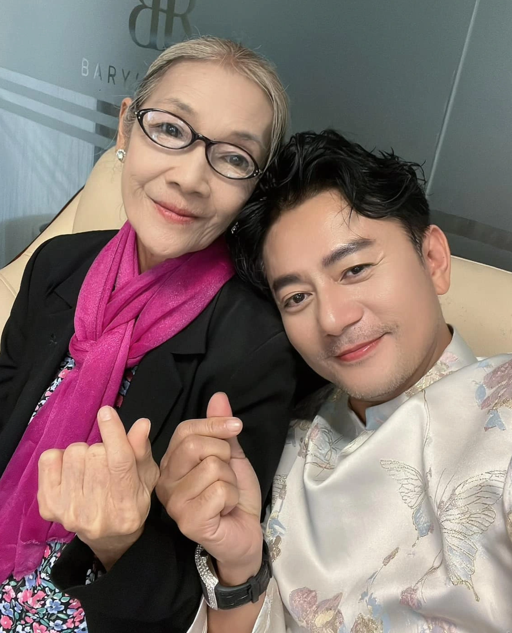 Nữ chính lớn tuổi nhất Lật mặt 7: Đóng gần 700 vai, từng bị quỵt cát-xê-12