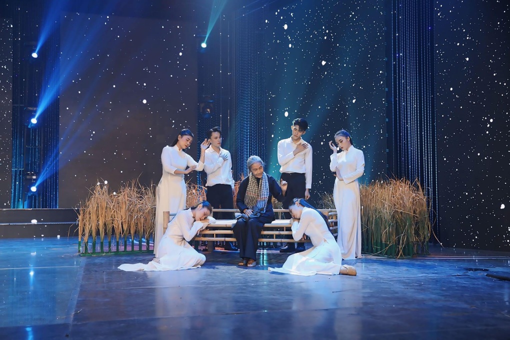 Nữ chính lớn tuổi nhất Lật mặt 7: Đóng gần 700 vai, từng bị quỵt cát-xê-5