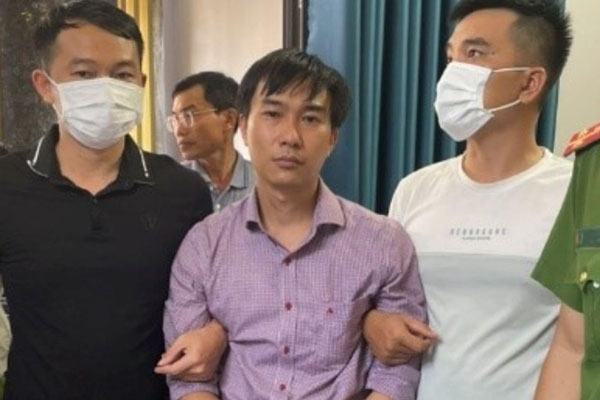 Một phụ nữ bị đâm chết giữa đường ở Hà Nội-2