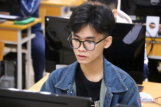 Gặp sự cố, gần 7.000 thí sinh thi Đánh giá tư duy phải dự thi lại