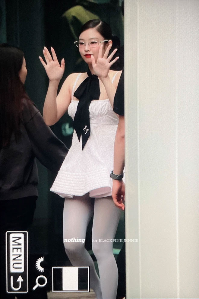 Ngoan xinh yêu Jennie hôm nay diện đồ gây tranh cãi nhưng fan vẫn tin bộ này sẽ thành hot trend-2