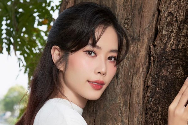 Nam Em ngày càng tiều tụy sau khi bỏ phố về quê, lộ clip phải tự tay trộn xi măng như thợ lành nghề-6