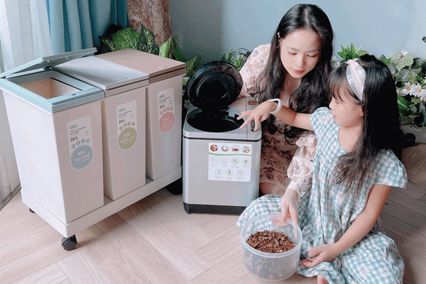 Thùng rác mini cực đắt đỏ, 18 triệu đồng một chiếc: Có đáng 'đồng tiền bát gạo' không?