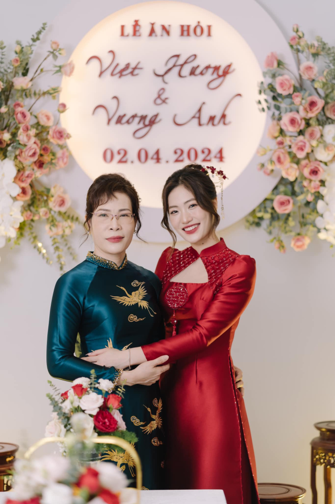 Hoa khôi bóng chuyền Việt Hương bất ngờ tung ảnh ăn hỏi khiến dân tình ngỡ ngàng, danh tính nửa kia gây chú ý-4