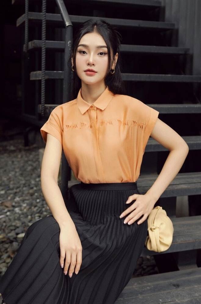 Phối đồ công sở với tông cam đào hot trend-2