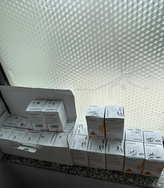 Xót xa hình ảnh Duy Mạnh nằm trông con trong bệnh viện, mua đống thuốc đắt đỏ để trị bệnh cho quý tử, hội bố bỉm sữa đồng cảm-3