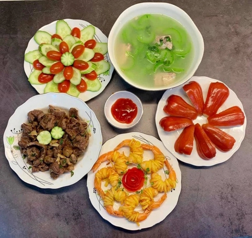 Gợi ý mâm cơm mùa hè ngon dễ làm-2