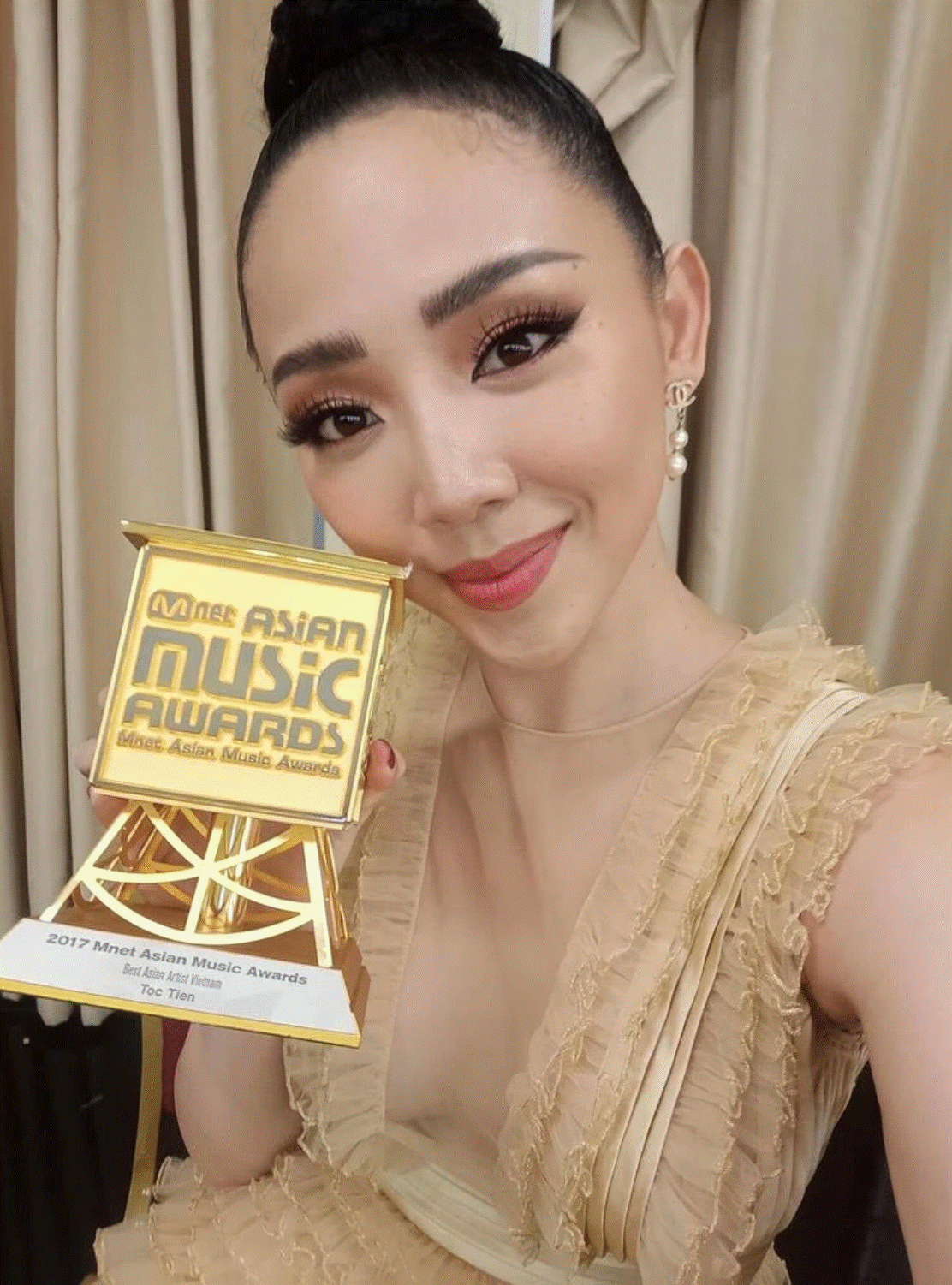 Nữ ca sĩ từng đỗ 3 trường ĐH danh giá, từ bỏ làm bác sĩ để theo đuổi âm nhạc, có 2 biệt thự ở TP.HCM và Đà Lạt-3