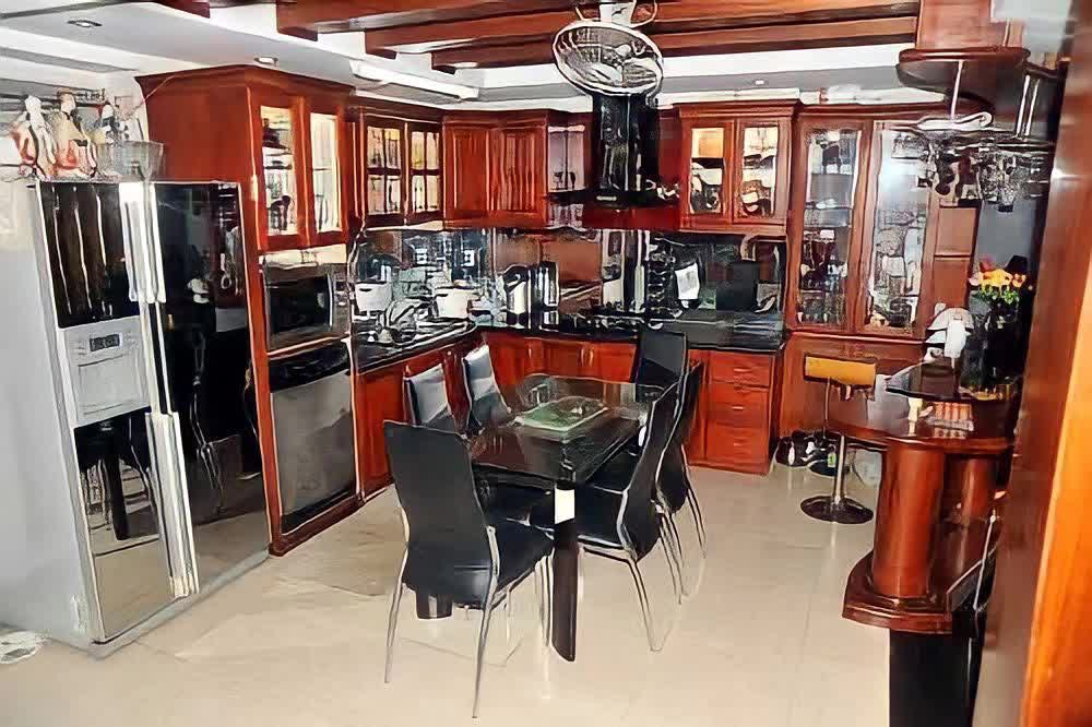 Lý Hải của Lật mặt 7 thực sự giàu có tới mức nào?-6
