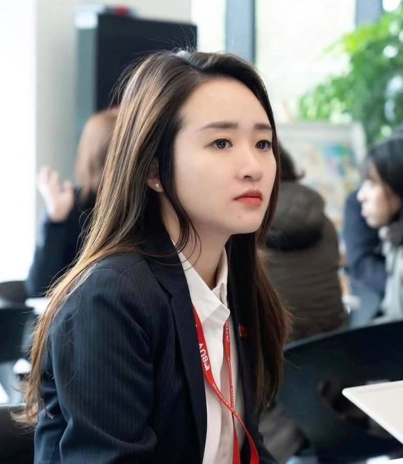 So kè nhan sắc, tài năng dàn WAGs Việt toàn là giám đốc, con nhà gia thế: Nhuệ Giang, Viên Minh và cô chủ tiệm vàng mới nổi-1