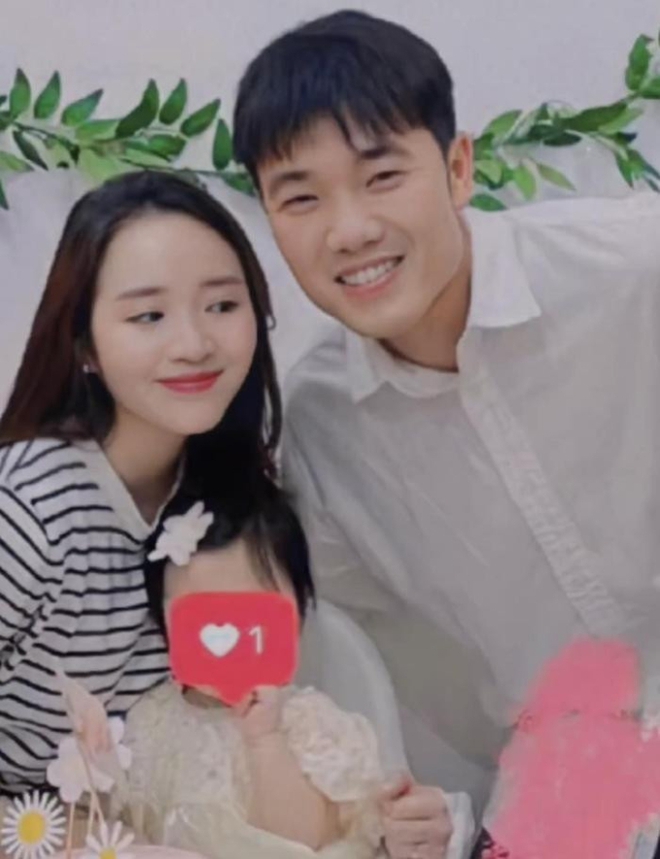 So kè nhan sắc, tài năng dàn WAGs Việt toàn là giám đốc, con nhà gia thế: Nhuệ Giang, Viên Minh và cô chủ tiệm vàng mới nổi-2