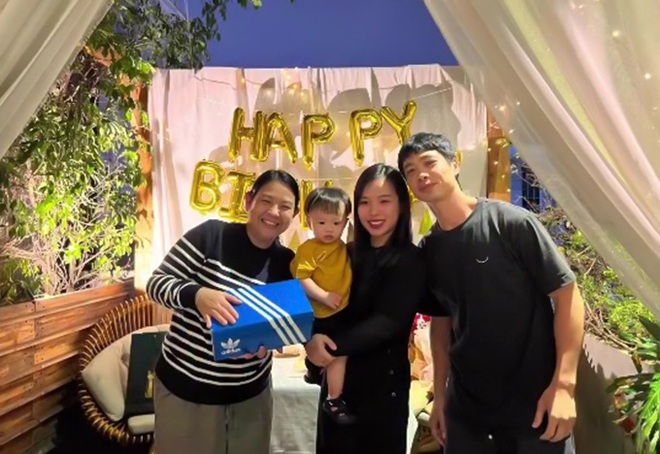 So kè nhan sắc, tài năng dàn WAGs Việt toàn là giám đốc, con nhà gia thế: Nhuệ Giang, Viên Minh và cô chủ tiệm vàng mới nổi-4