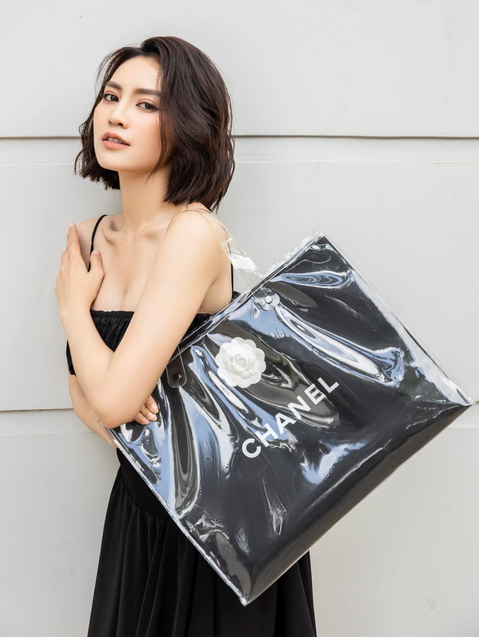 Ngọc nữ vừa thông báo rời showbiz: Chủ biệt thự 2 mặt tiền ở TP.HCM, đồng nghiệp tiết lộ chốt đất một lần 60 tỷ đồng-7