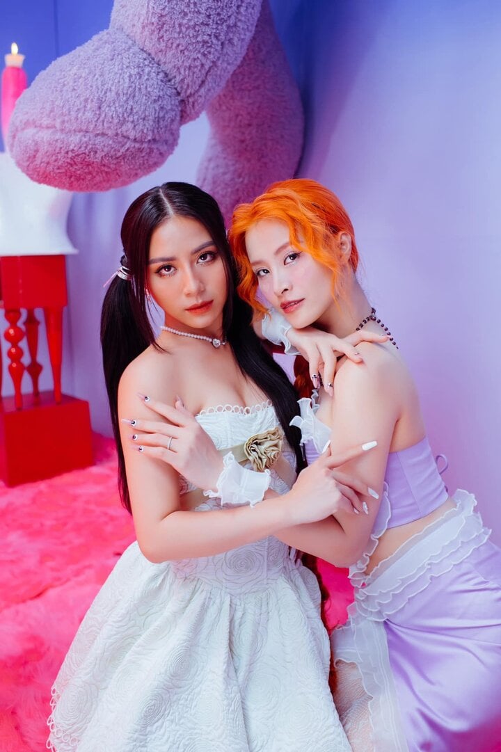 Vẻ gợi cảm khác hẳn trên phim của nữ diễn viên bị chê xấu nhất Lật mặt 7-15