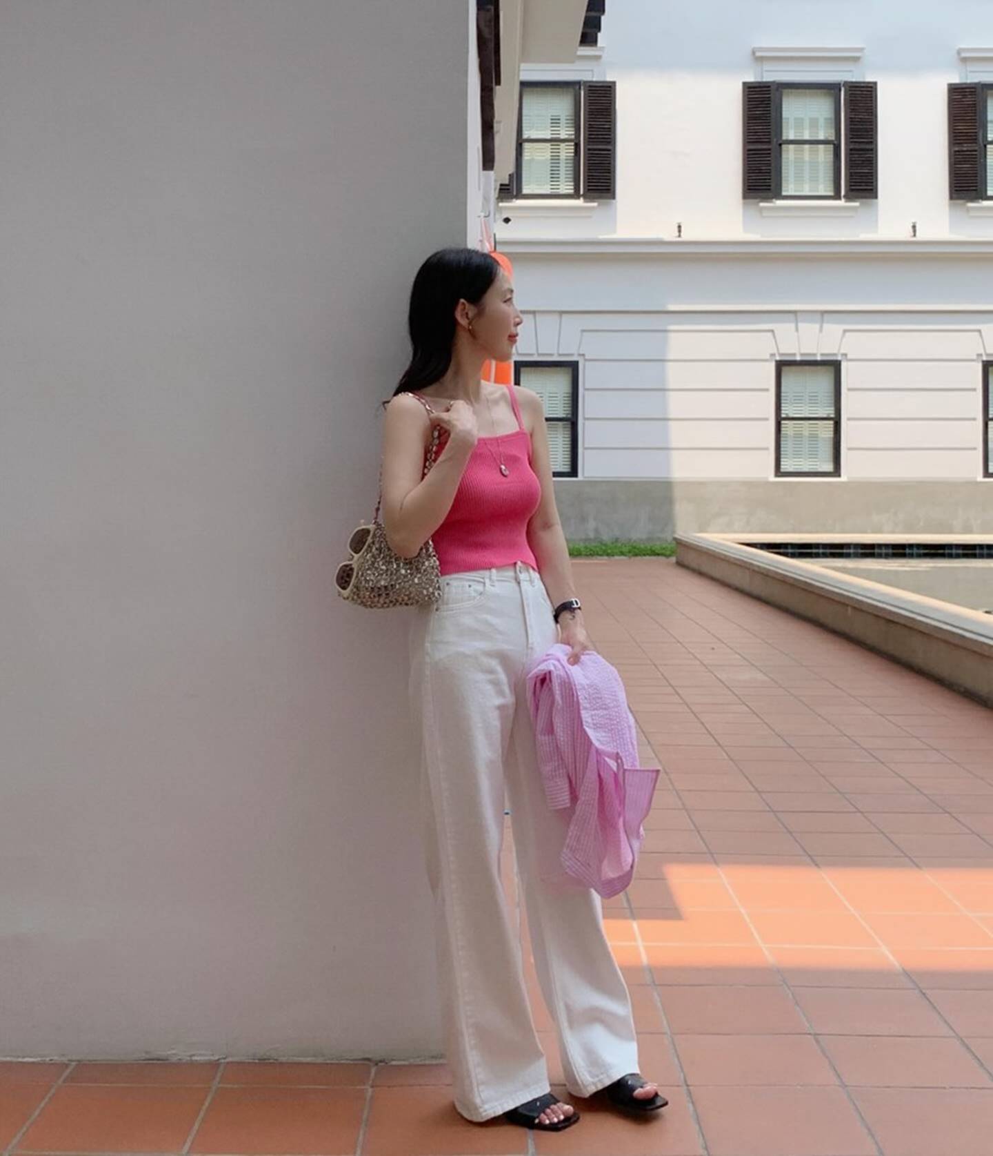 10 cách mặc quần trắng sành điệu trong mọi hoàn cảnh-10