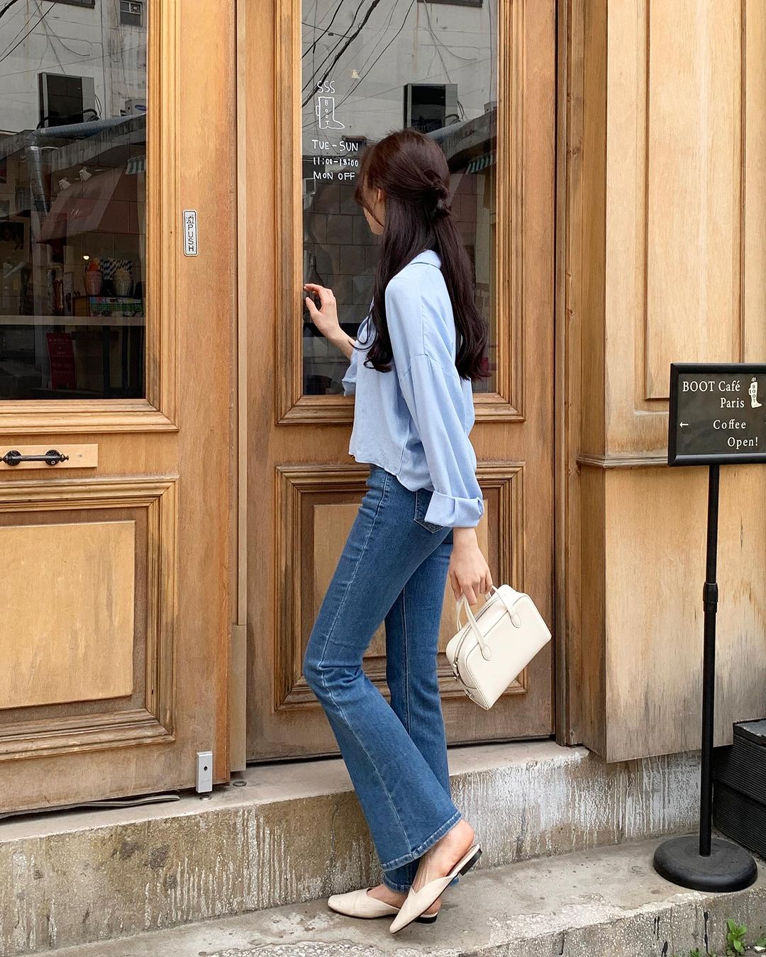 Diện áo blouse với 4 kiểu quần và chân váy này sẽ giúp bạn mặc đẹp suốt mùa hè-2