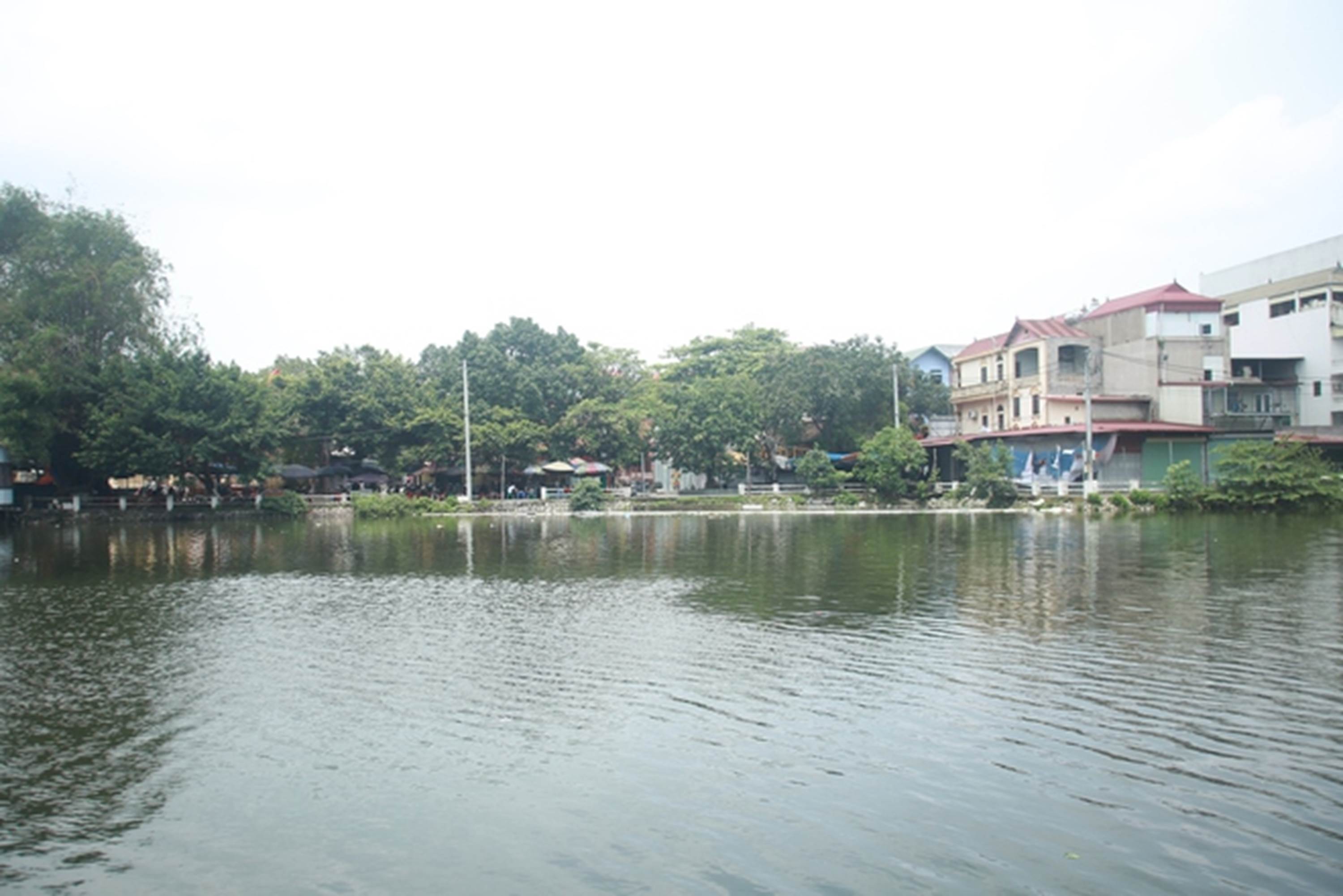 Vụ thi thể đôi nam nữ dưới ao ở Bắc Giang: Người dân kể lại khoảnh khắc ám ảnh khi phát hiện sự việc-3