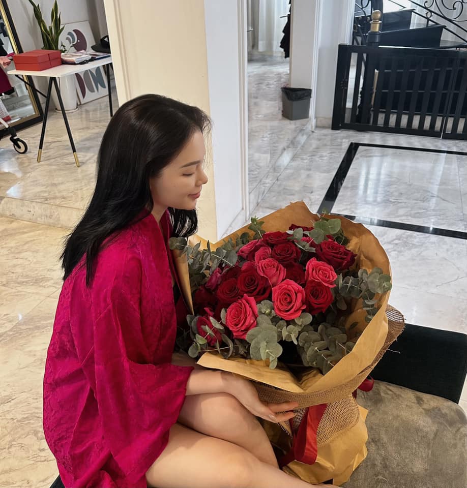 Linh Rin - em dâu Tăng Thanh Hà khoe khí chất phu nhân hào môn chính hiệu-5