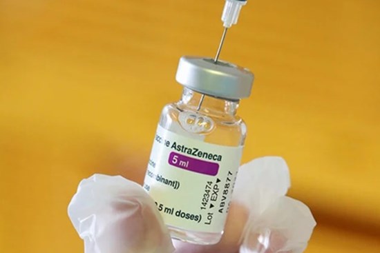 Từng tiêm vaccine COVID-19 AstraZeneca, có cần xét nghiệm tìm 'cục máu đông'?