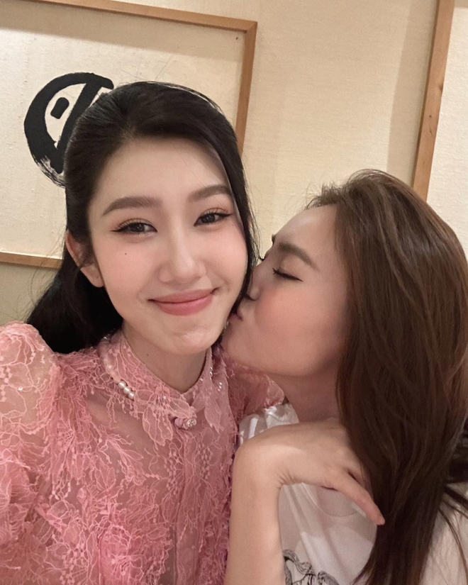 2 mỹ nhân Vbiz chung hội bạn nhưng 5 lần 7 lượt dính tin đồn nghỉ chơi, thái độ khi được đẩy thuyền-7