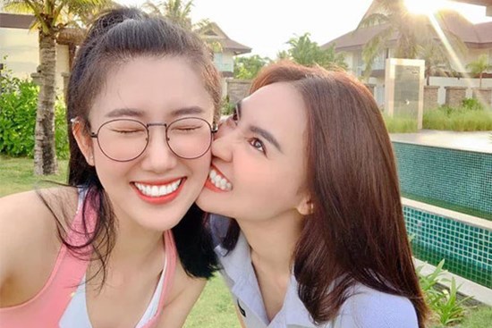 2 mỹ nhân Vbiz chung hội bạn nhưng 5 lần 7 lượt dính tin đồn nghỉ chơi, thái độ khi được 
