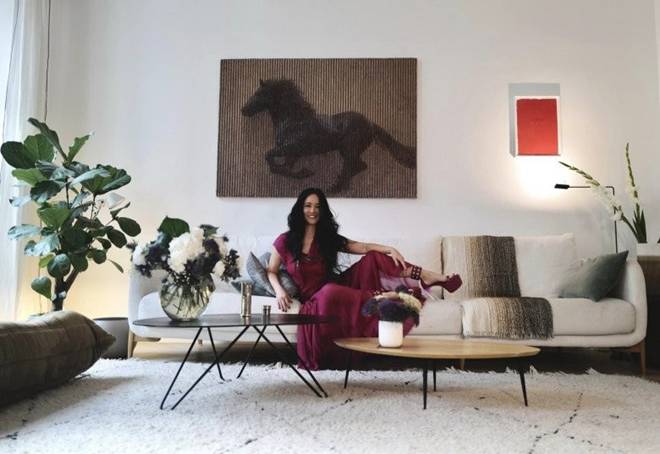 Diva Hồng Nhung cắt hoa vào cắm trong penthouse khu nhà giàu, dân mạng bình luận Nhìn điêu quá-15